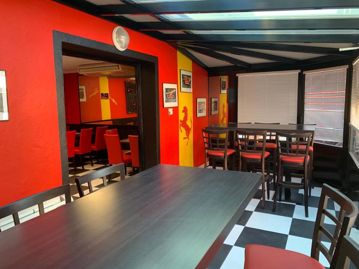 Pont-de-Chéruy Hotel Le Cosy מראה חיצוני תמונה